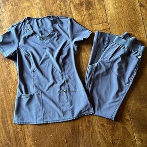 Gray Cherokee Infinity scrubs size Xsmall .